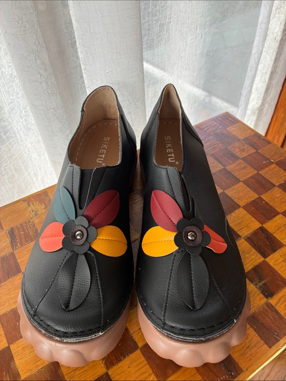 Siketu Black Slip-On Floral Loafers